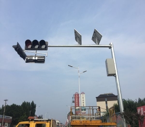 河北太陽能信號燈工程